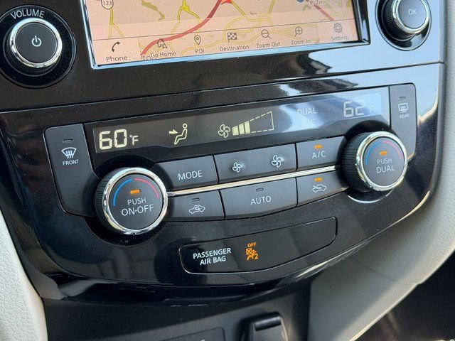 Used 2022 Nissan Rogue Sport SL AWD/4WD image 11