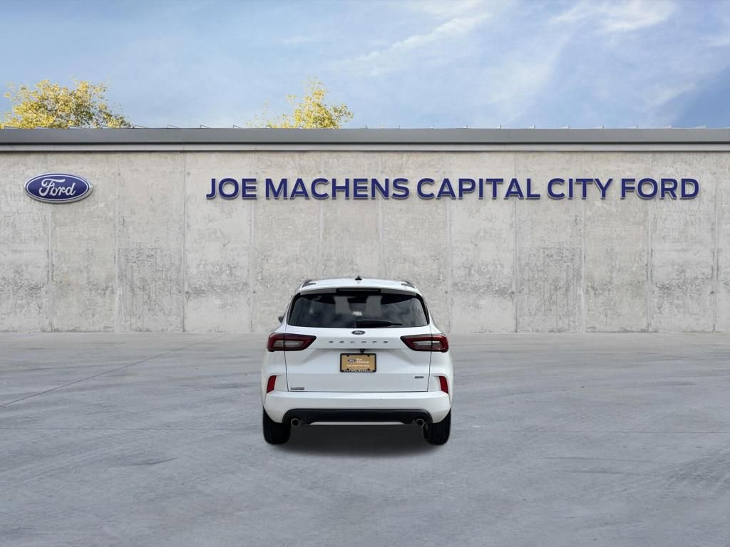 Certified 2023 Ford Escape ST-Line w/ Equipment Group 301A image 9