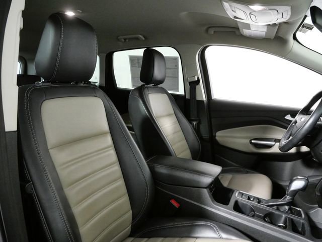 Certified 2019 Ford Escape SEL image 12