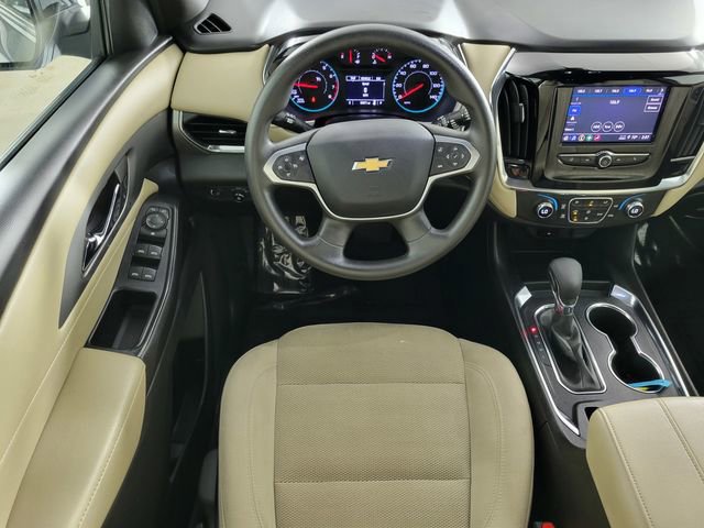 Used 2023 Chevrolet Traverse LS image 25