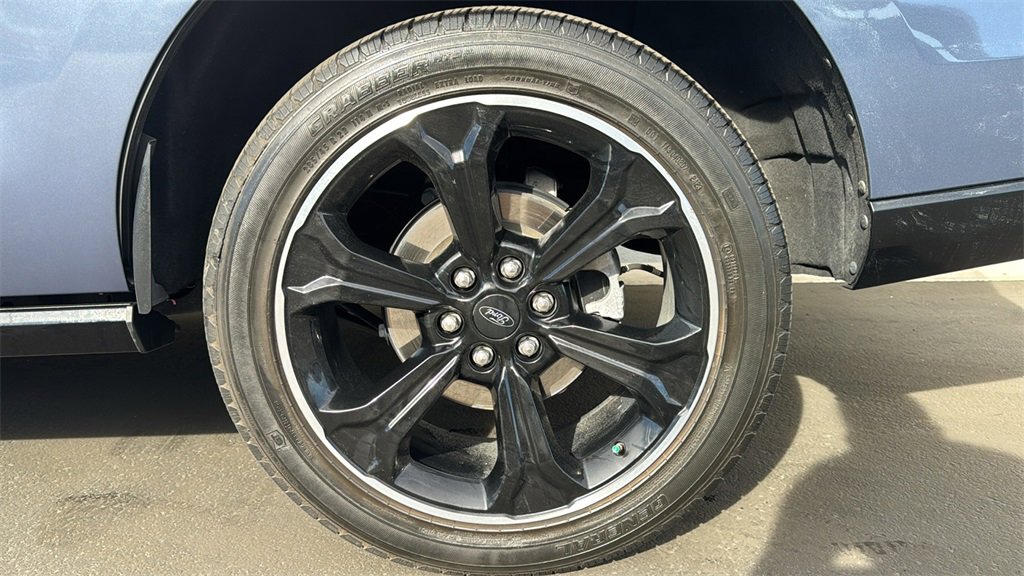 Certified 2023 Ford Expedition Limited image 8