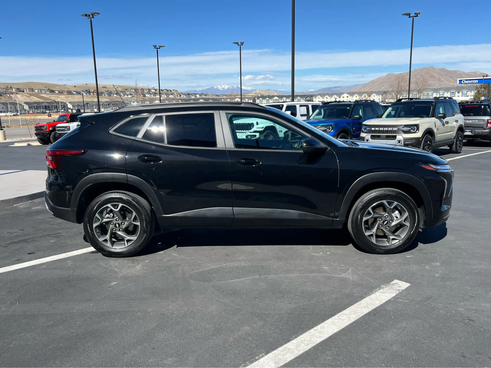 Used 2024 Chevrolet Trax LT w/ Driver Confidence Package image 9