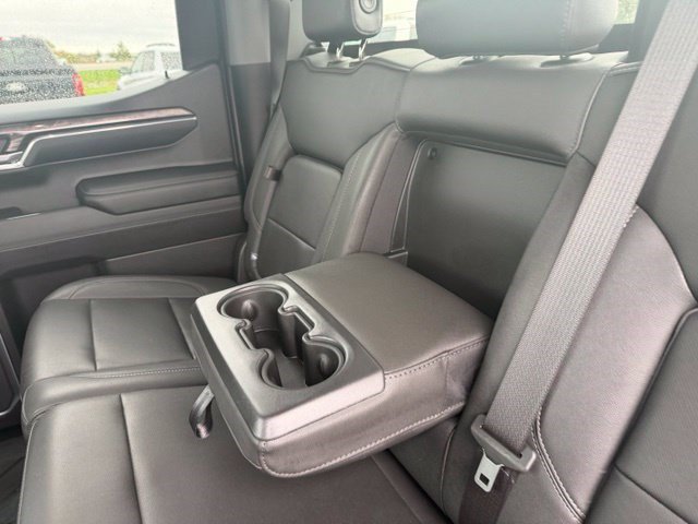 Used 2023 Chevrolet Silverado 1500 LTZ AWD/4WD image 29