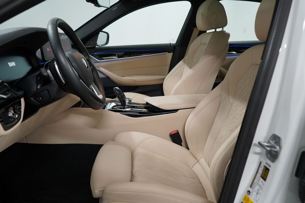 Used 2023 BMW 530i xDrive w/ Premium Package AWD/4WD image 13