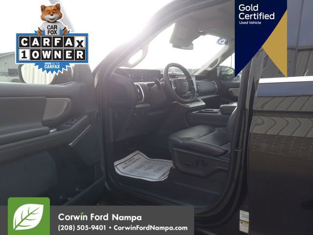 Certified 2025 Ford Expedition Active image 11