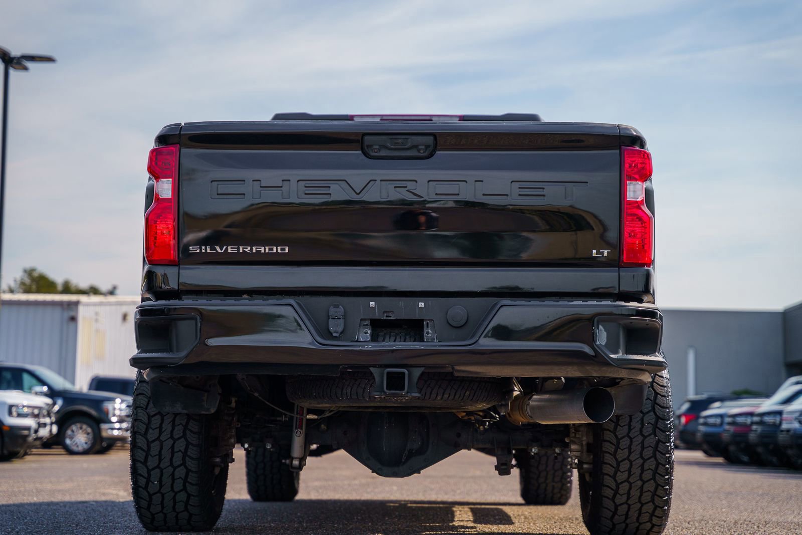 Used 2023 Chevrolet Silverado 2500 LT w/ Gooseneck/5TH Wheel Package image 4