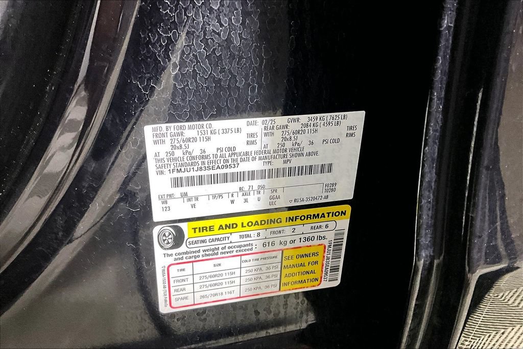 Certified 2025 Ford Expedition Active AWD/4WD image 27