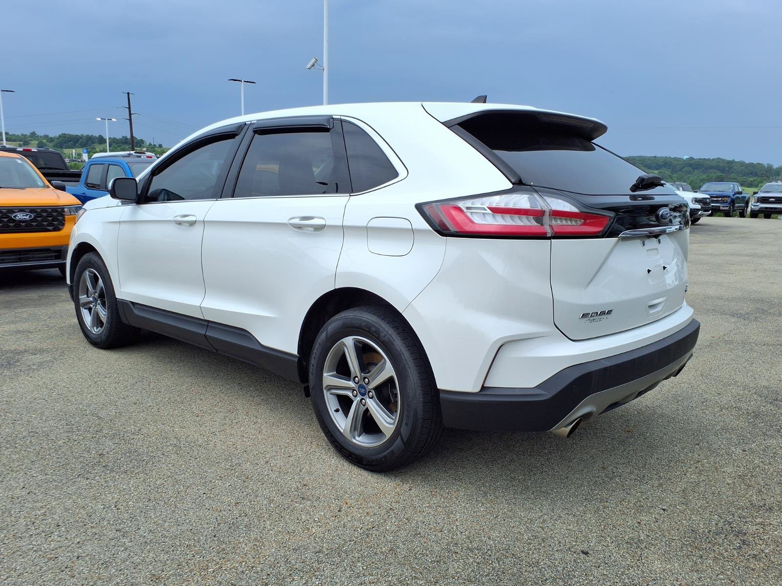 Certified 2020 Ford Edge SEL w/ Convenience Package AWD/4WD image 5