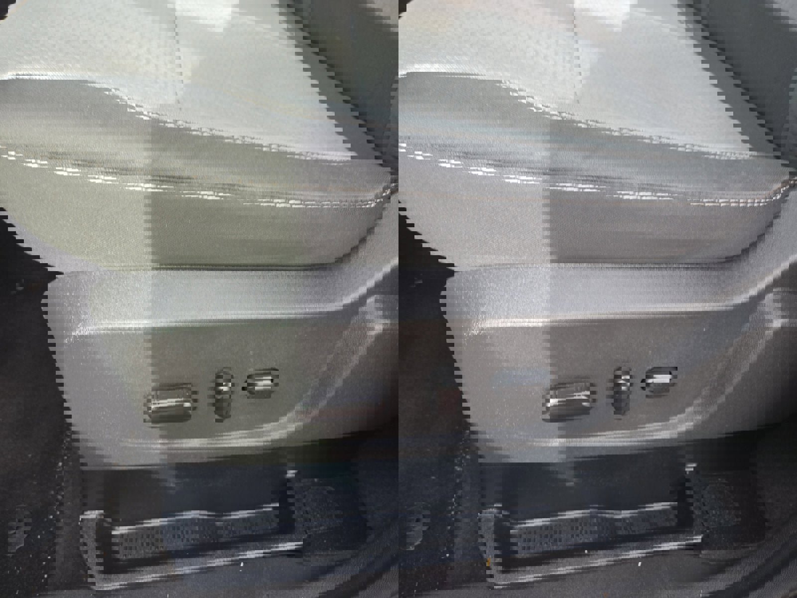 Certified 2017 Ford Escape SE w/ SE Cold Weather Package image 12