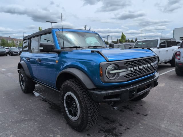 Certified 2023 Ford Bronco Badlands AWD/4WD image 3