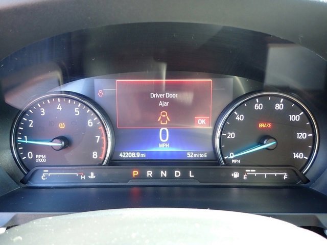 Certified 2022 Ford Explorer XLT w/ Equipment Group 202A image 29