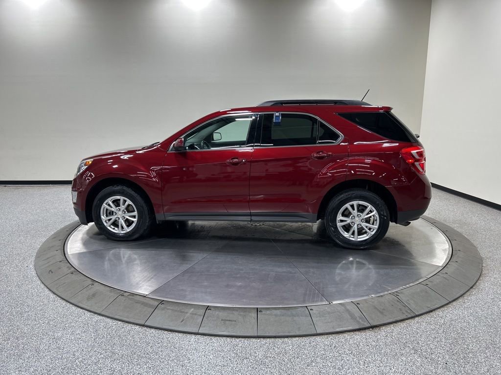 Used 2017 Chevrolet Equinox LT w/ Convenience Package image 2