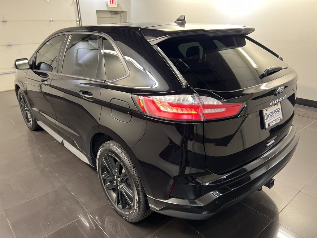 Certified 2022 Ford Edge ST-Line w/ Class II Trailer Tow Package AWD/4WD image 4