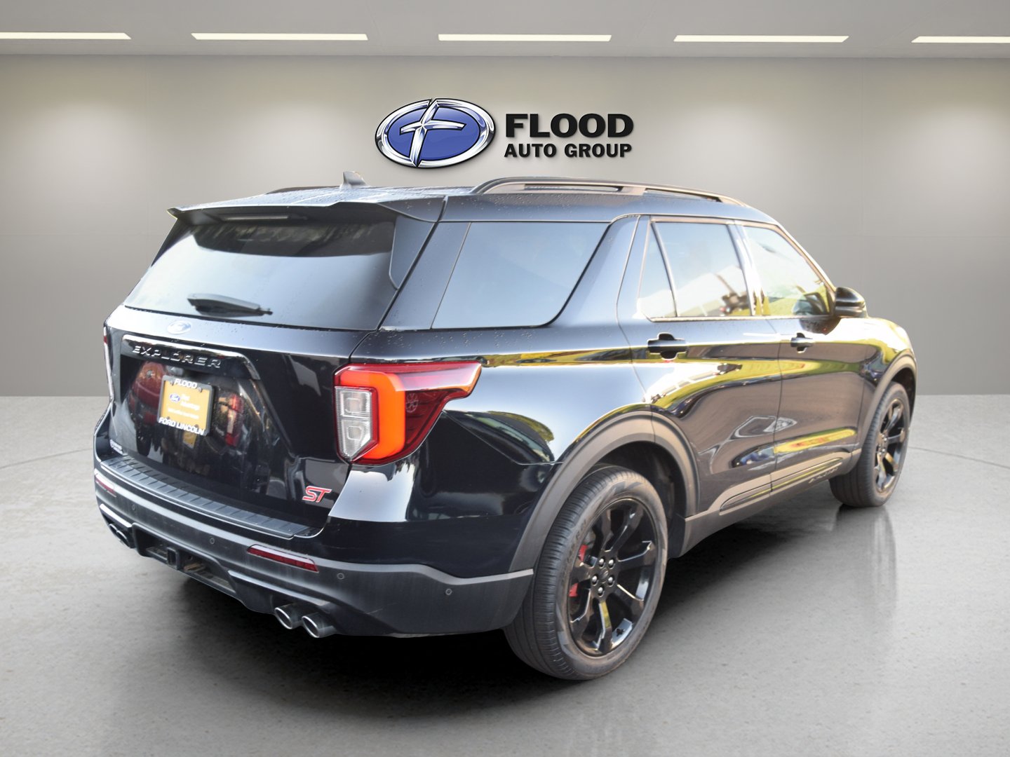 Certified 2024 Ford Explorer ST w/ Equipment Group 401A AWD/4WD image 4