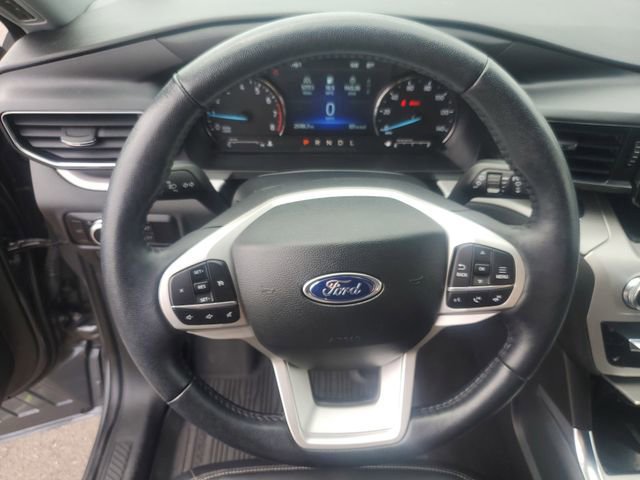 Certified 2023 Ford Explorer XLT w/ Equipment Group 202A AWD/4WD image 16