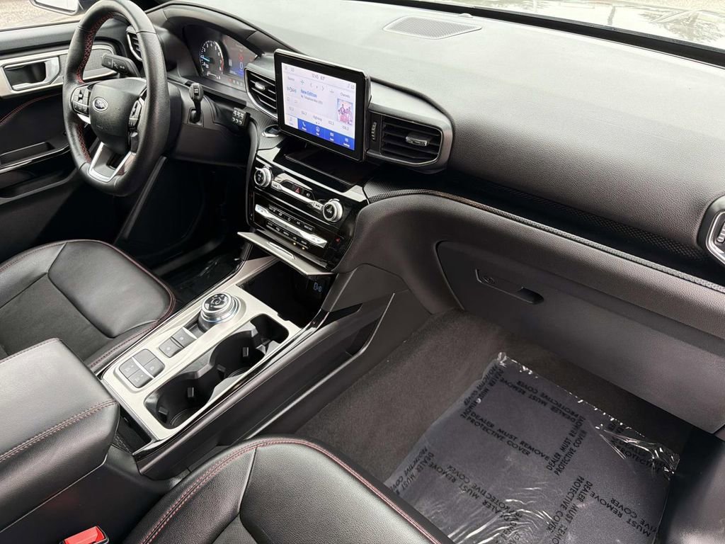 Certified 2023 Ford Explorer ST-Line w/ Class IV Trailer Tow Package image 26