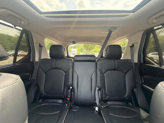 Used 2025 Honda Pilot Elite image 33