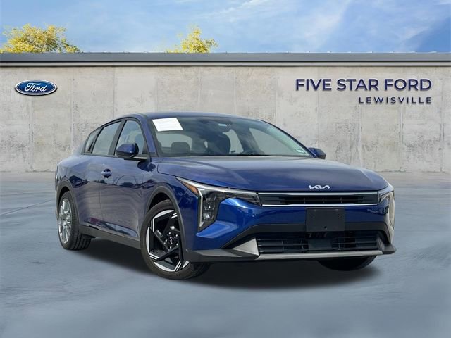 Used 2025 Kia K4 EX image 1
