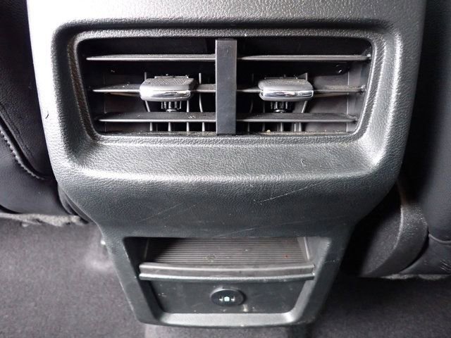 Certified 2024 Ford Edge SEL image 18