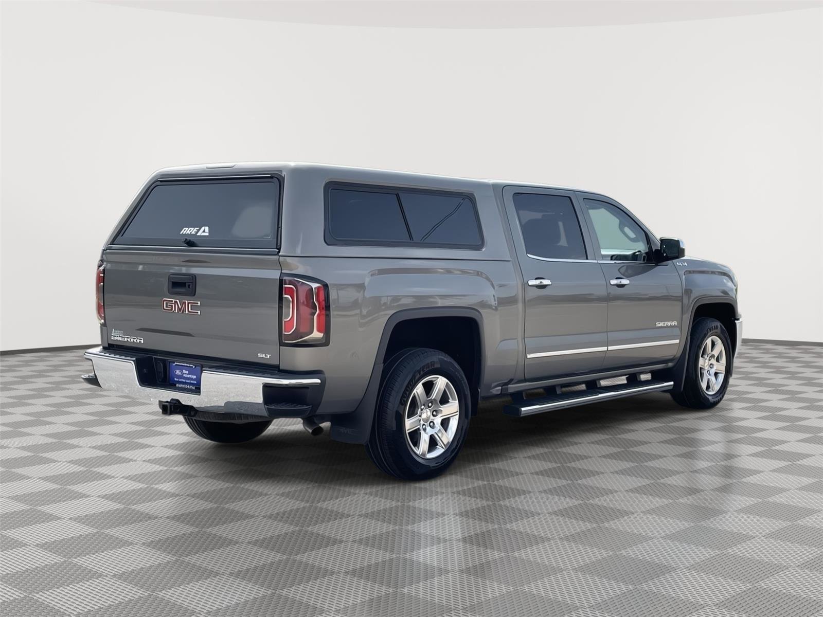 Used 2017 GMC Sierra 1500 SLT AWD/4WD image 7