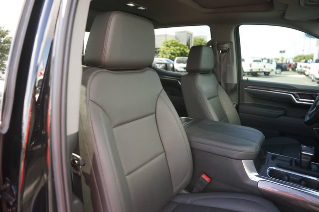 Used 2025 Chevrolet Silverado 1500 LTZ w/ LTZ Premium Texas Edition AWD/4WD image 20