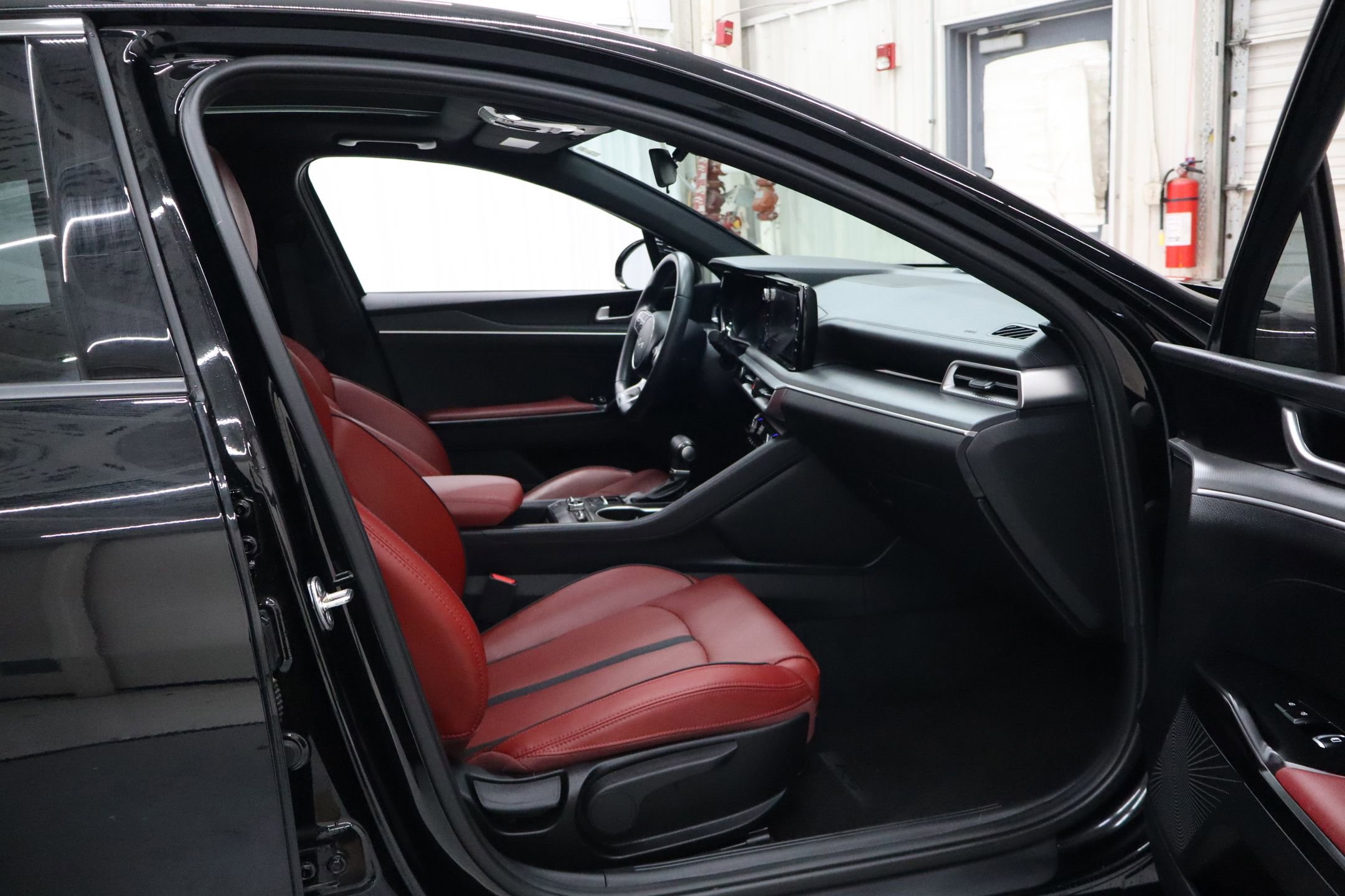 Used 2024 Kia K5 GT-Line image 30