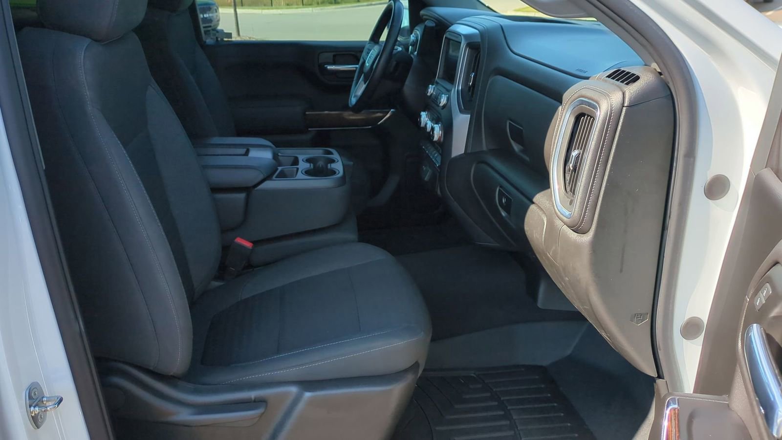 Used 2022 GMC Sierra 1500 Elevation image 23