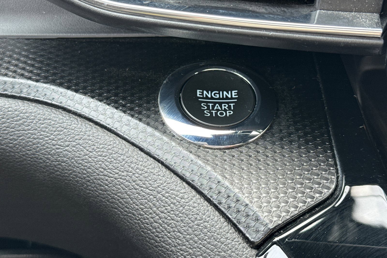 Certified 2022 Ford Explorer ST-Line w/ Class IV Trailer Tow Package image 25