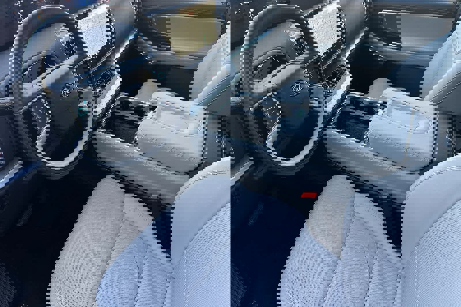 Certified 2025 Ford Expedition Platinum image 11