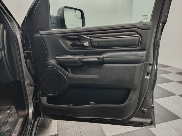 Used 2022 RAM 1500 Limited w/ Body Color Bumper Group AWD/4WD image 31