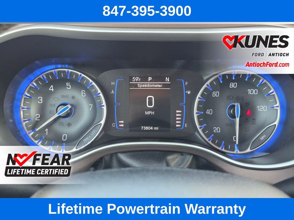 Used 2023 Chrysler Voyager LX image 43