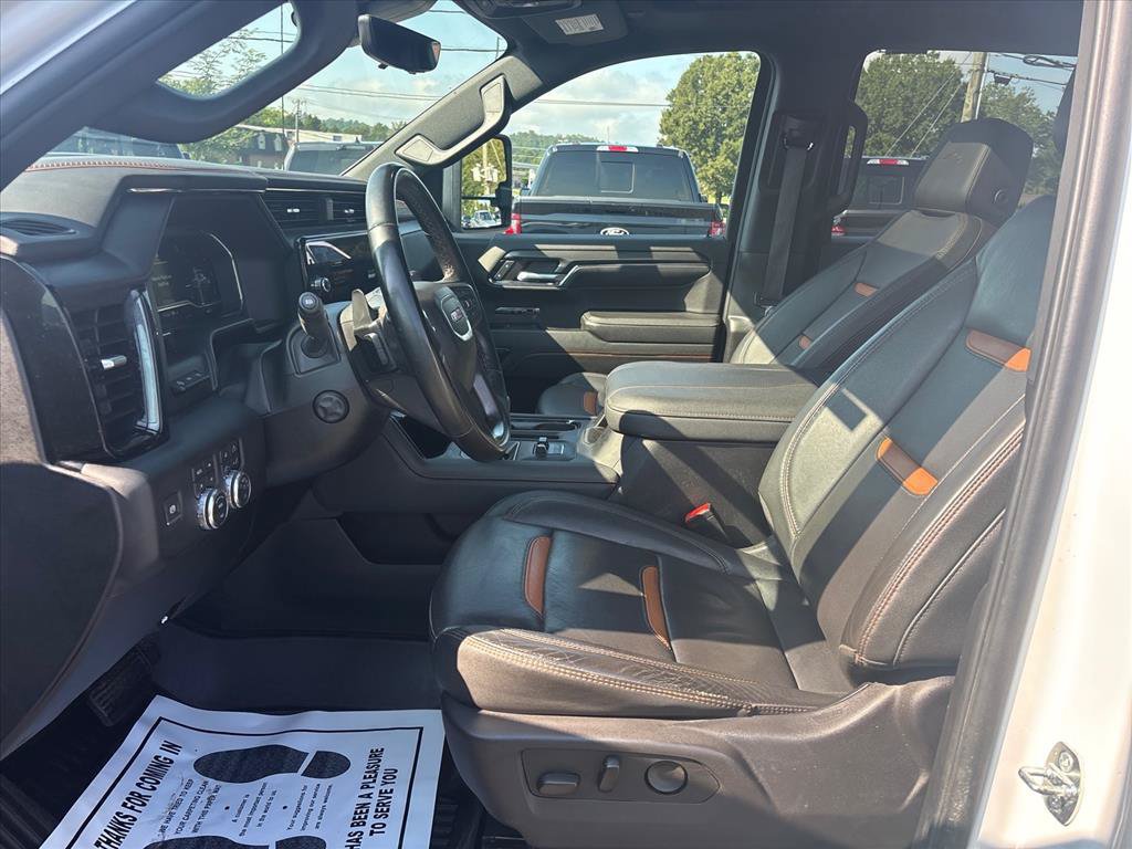 Used 2024 GMC Sierra 1500 AT4 w/ Technology Package AWD/4WD image 24