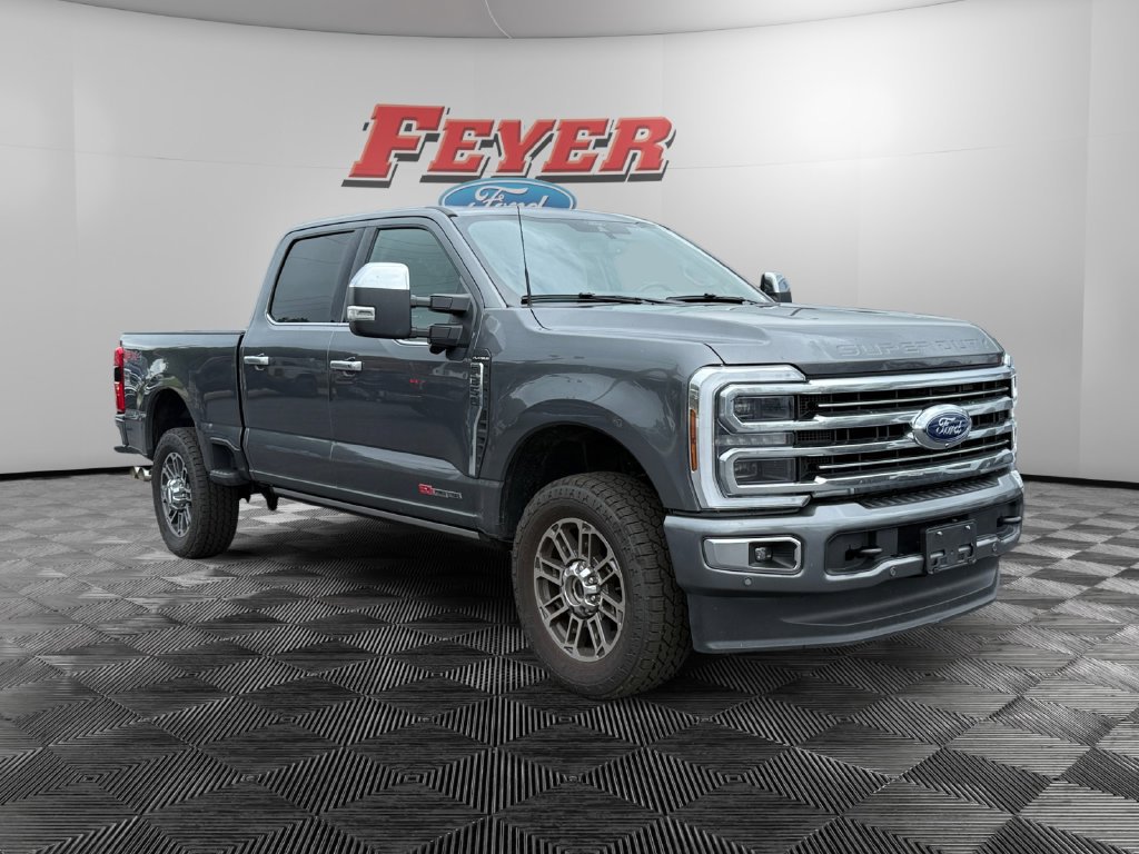 Certified 2025 Ford F350 Platinum w/ Platinum Plus Package AWD/4WD image 3