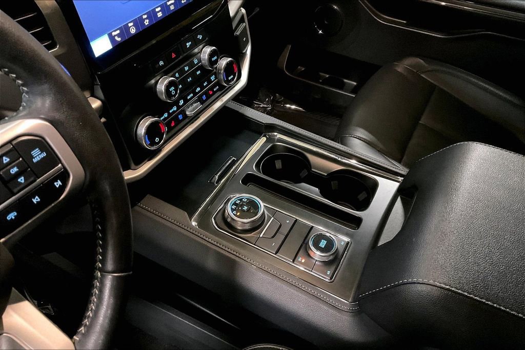 Certified 2024 Ford Expedition Max XLT image 16