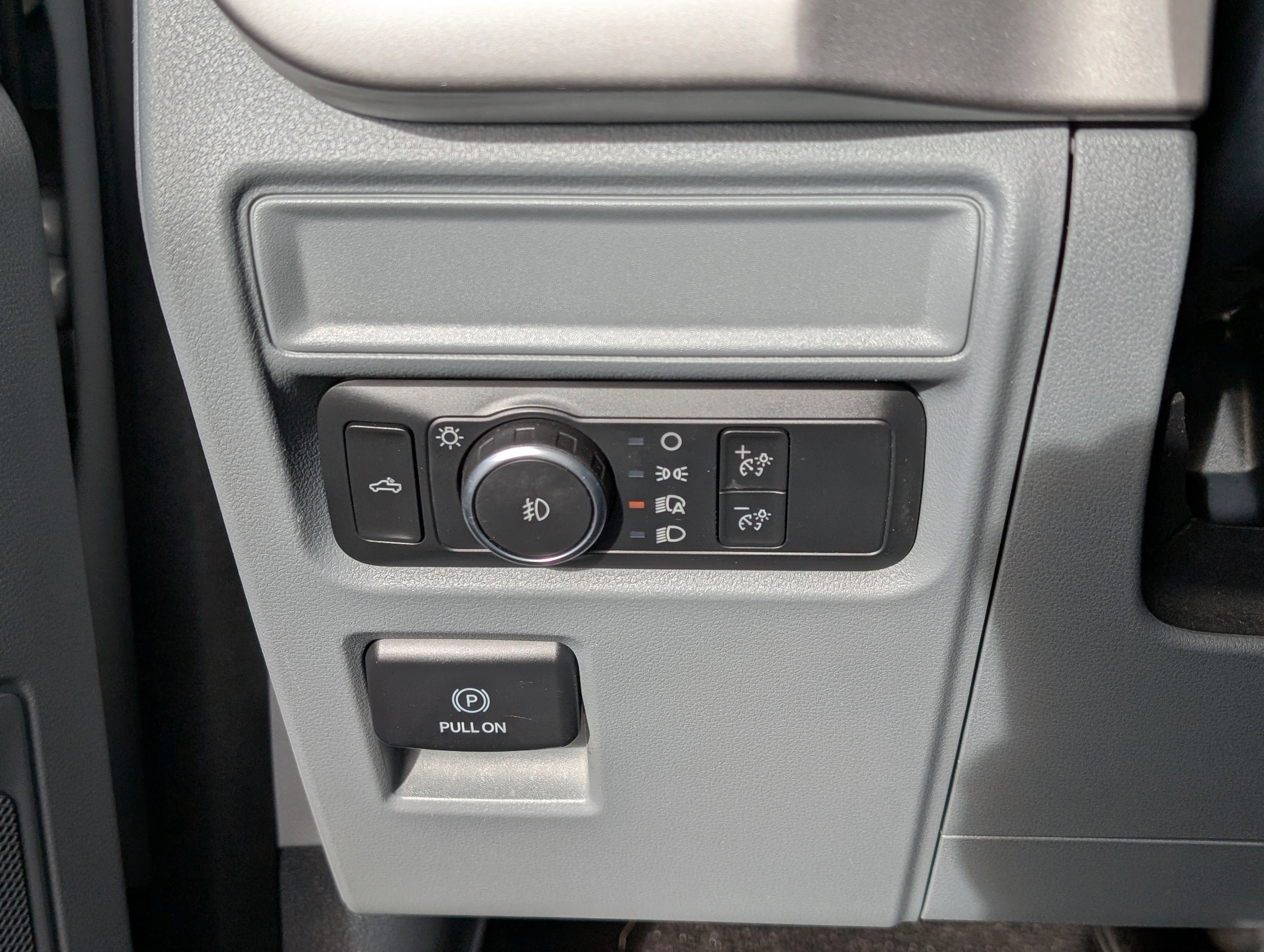 Certified 2022 Ford F150 XLT w/ Equipment Group 301A Mid image 20