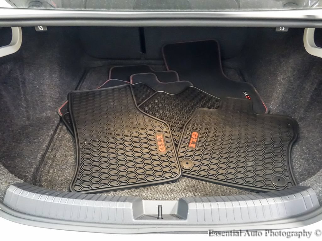 Used 2019 Volkswagen Jetta GLI FWD image 21