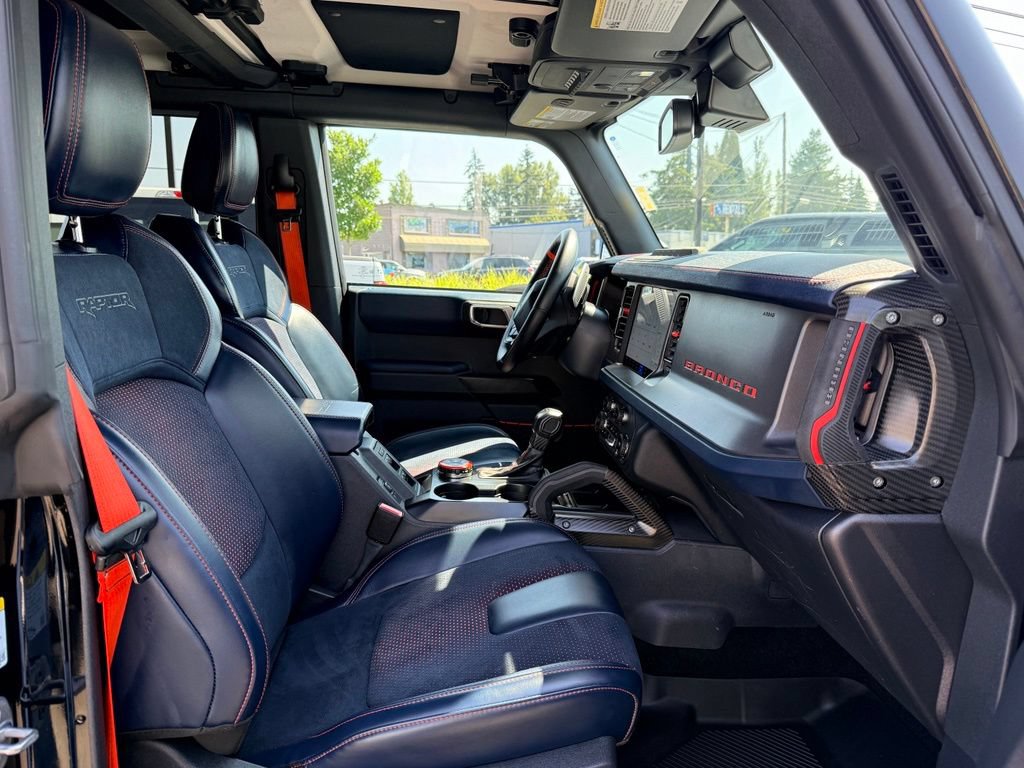 Certified 2025 Ford Bronco Raptor w/ Interior Carbon Fiber Pack AWD/4WD image 9
