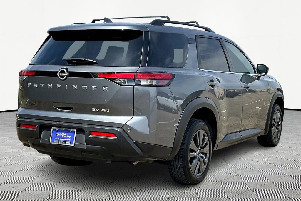 Used 2024 Nissan Pathfinder SV image 4