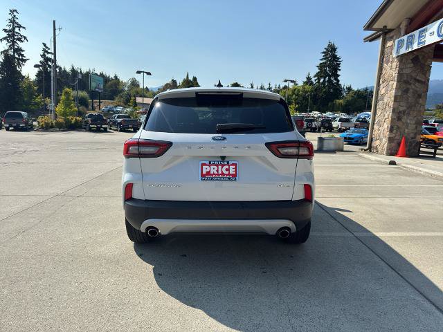 Certified 2025 Ford Escape Platinum AWD/4WD image 35