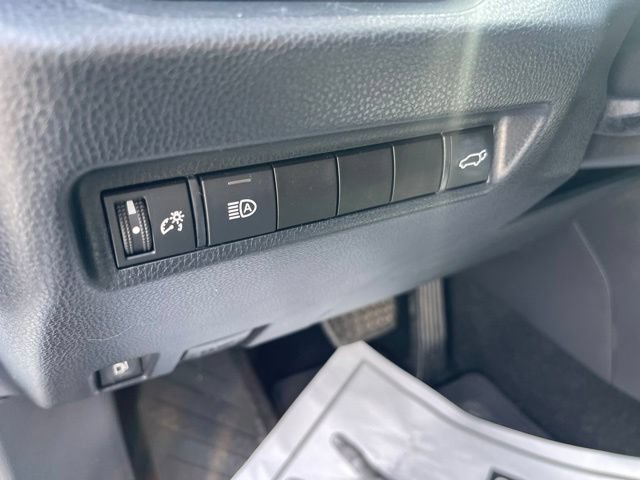 Used 2020 Toyota RAV4 XSE AWD/4WD image 15