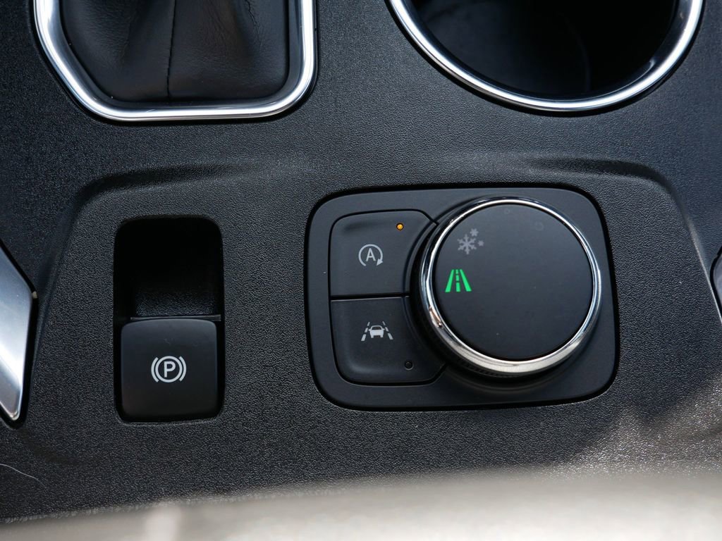 Used 2023 Chevrolet Traverse LT image 26