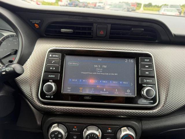 Used 2018 Nissan Kicks S FWD image 14