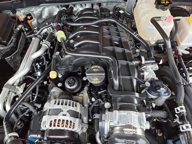 Used 2025 Jeep Gladiator Sport AWD/4WD image 29