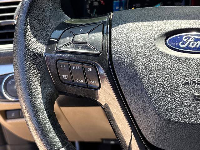 Certified 2017 Ford Explorer XLT w/ Equipment Group 202A FWD image 18