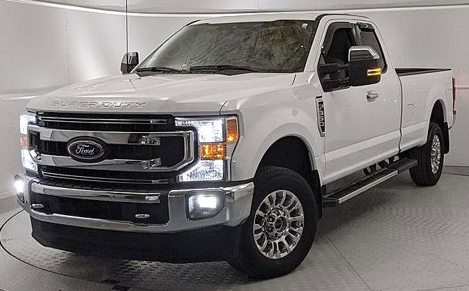 Certified 2022 Ford F350 XLT w/ XLT Premium Package AWD/4WD image 6