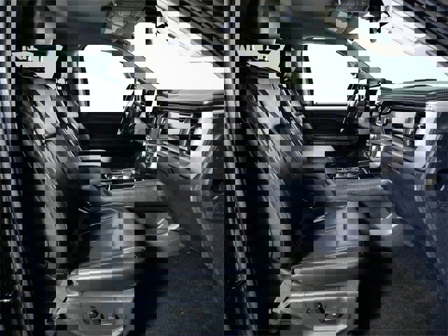 Certified 2022 Ford Expedition XLT image 10