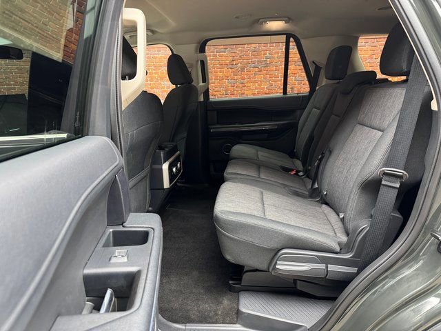 Certified 2022 Ford Expedition XLT image 25