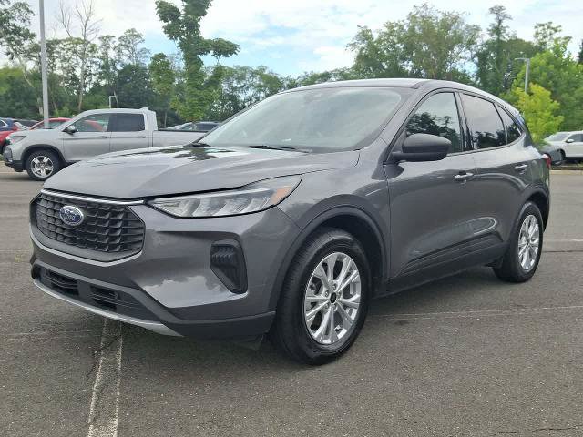 Certified 2025 Ford Escape Active FWD image 1