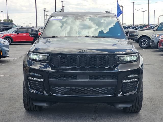 Used 2025 Jeep Grand Cherokee L Limited w/ Black Appearance Package RWD image 2