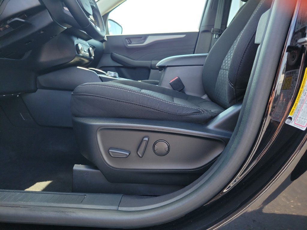 Certified 2023 Ford Escape Active AWD/4WD image 20